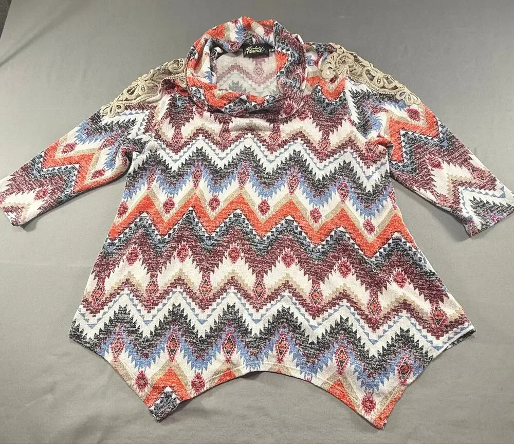Absolutely Famous Women’s Medium Aztec Cowl Neck Sharkbite Top Lace Boho M